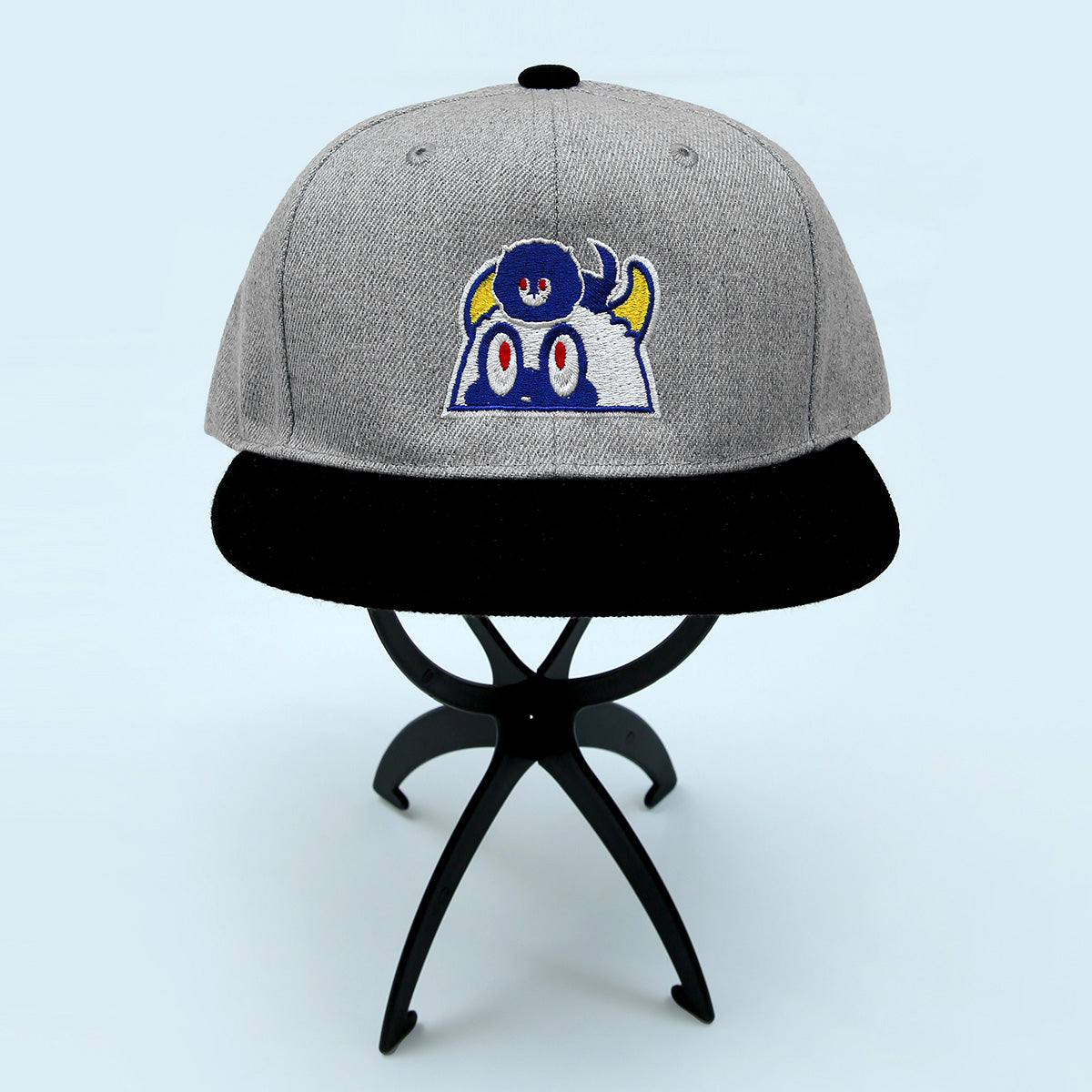 くまおにフラットバイザースナップバッグキャップ