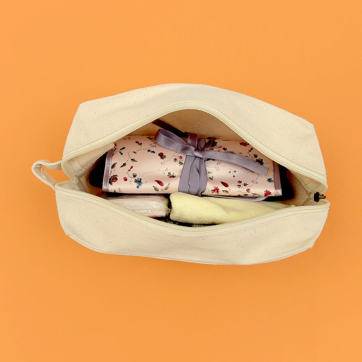 おっちんワワワンのポーチ